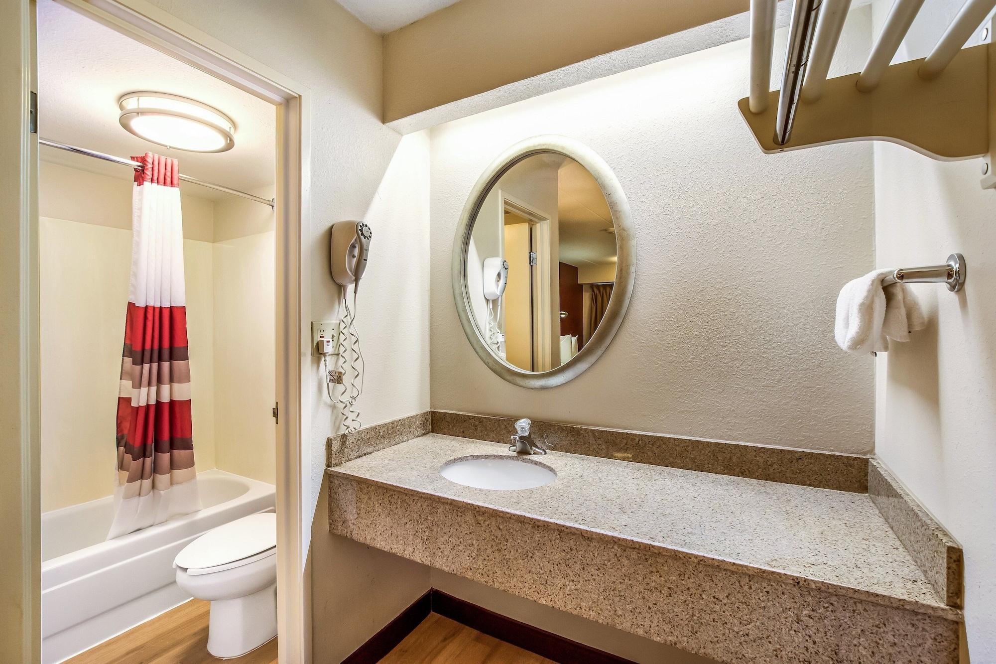 Red Roof Inn Detroit - Plymouth/Canton מראה חיצוני תמונה