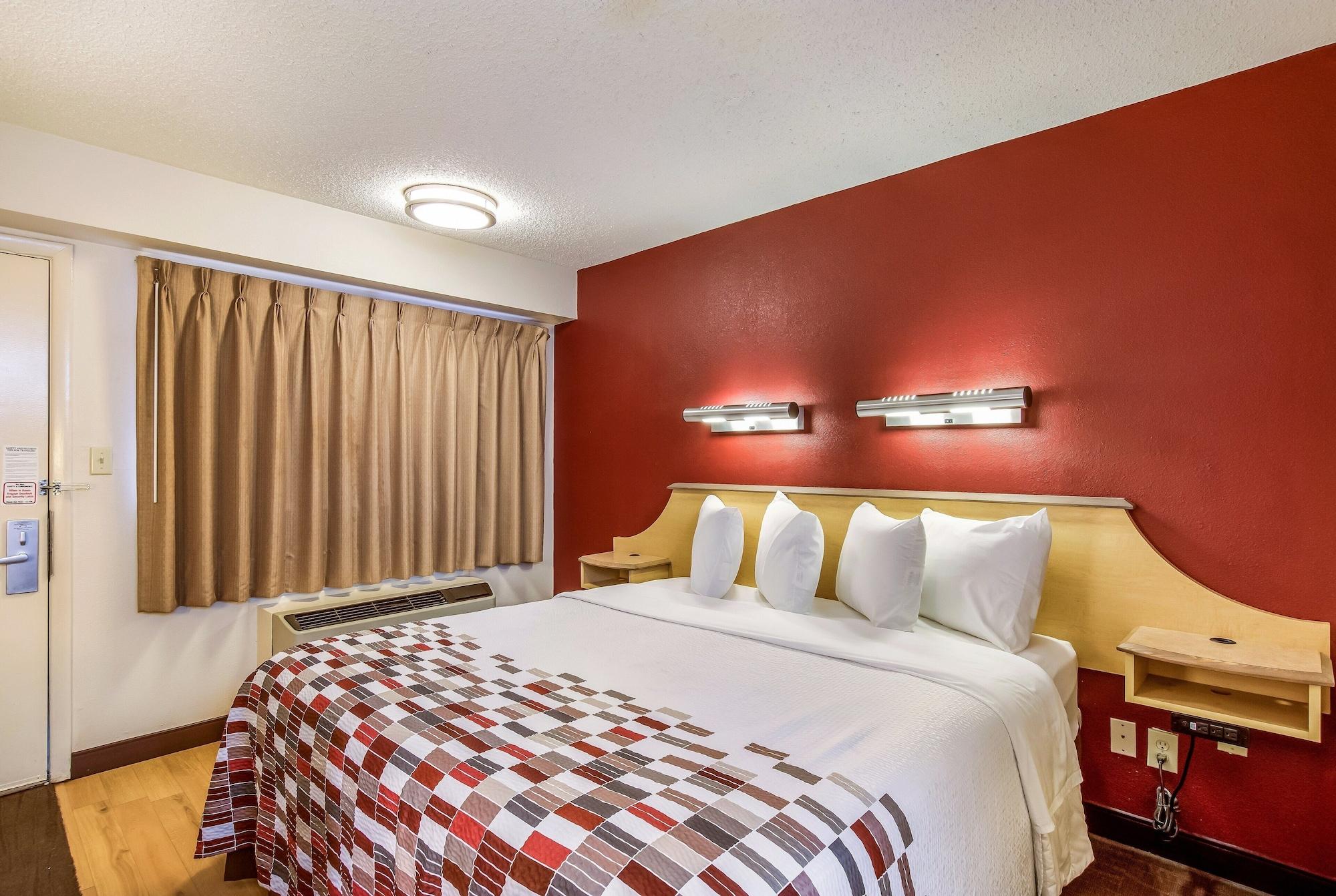 Red Roof Inn Detroit - Plymouth/Canton מראה חיצוני תמונה
