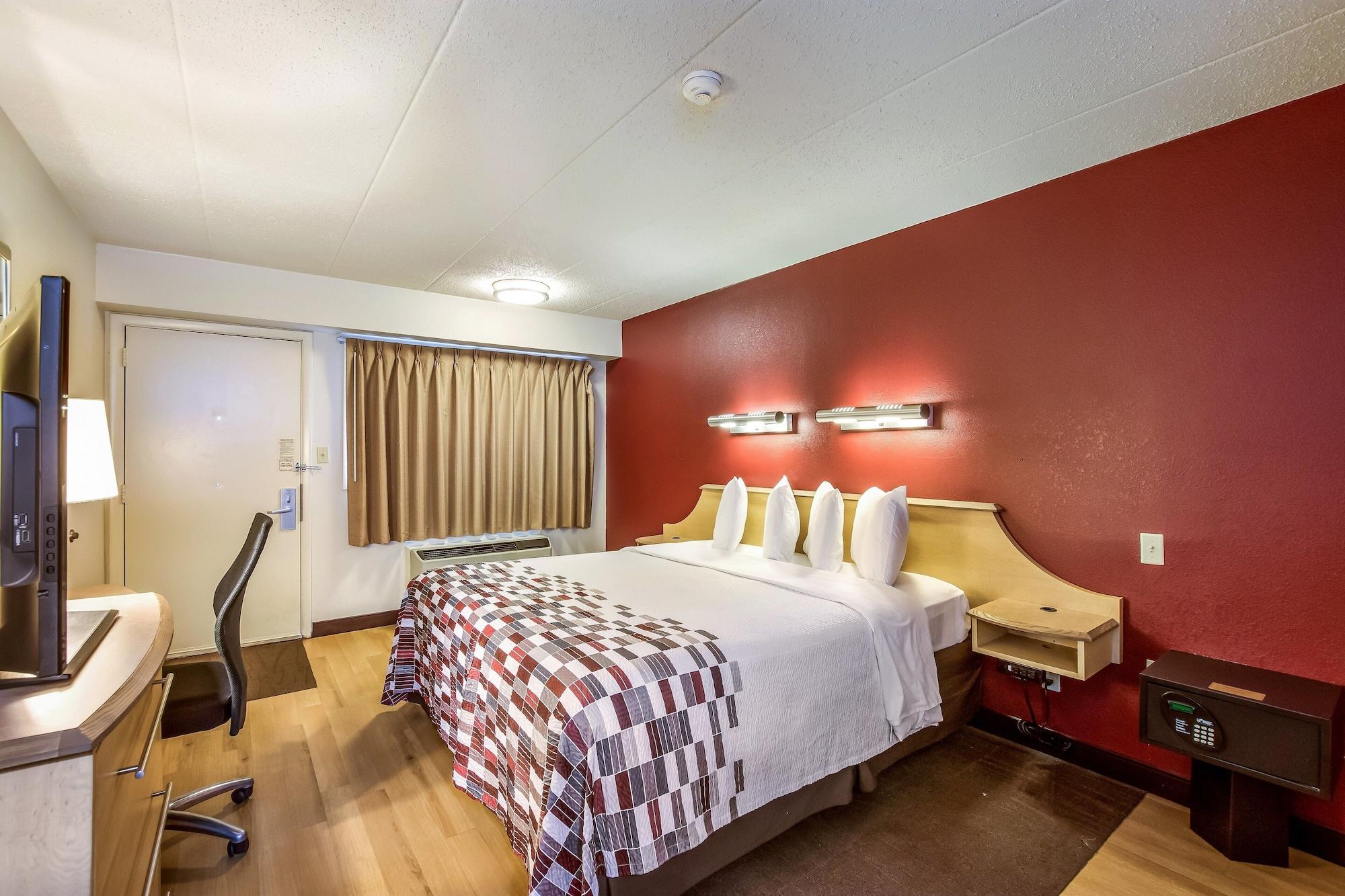 Red Roof Inn Detroit - Plymouth/Canton מראה חיצוני תמונה