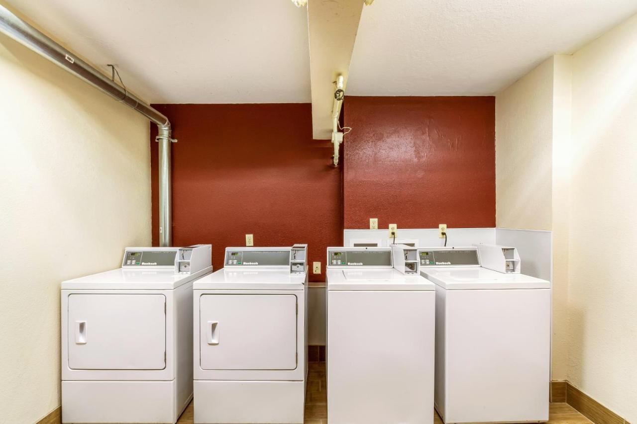 Red Roof Inn Detroit - Plymouth/Canton מראה חיצוני תמונה
