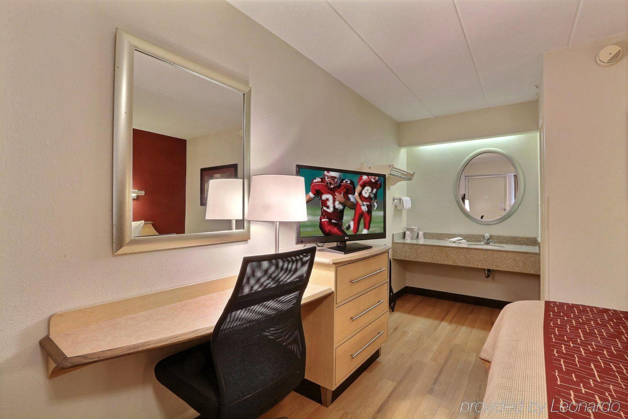 Red Roof Inn Detroit - Plymouth/Canton מראה חיצוני תמונה