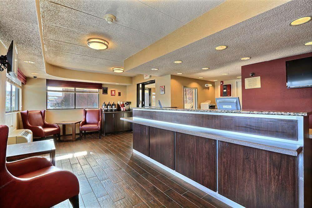 Red Roof Inn Detroit - Plymouth/Canton מראה חיצוני תמונה